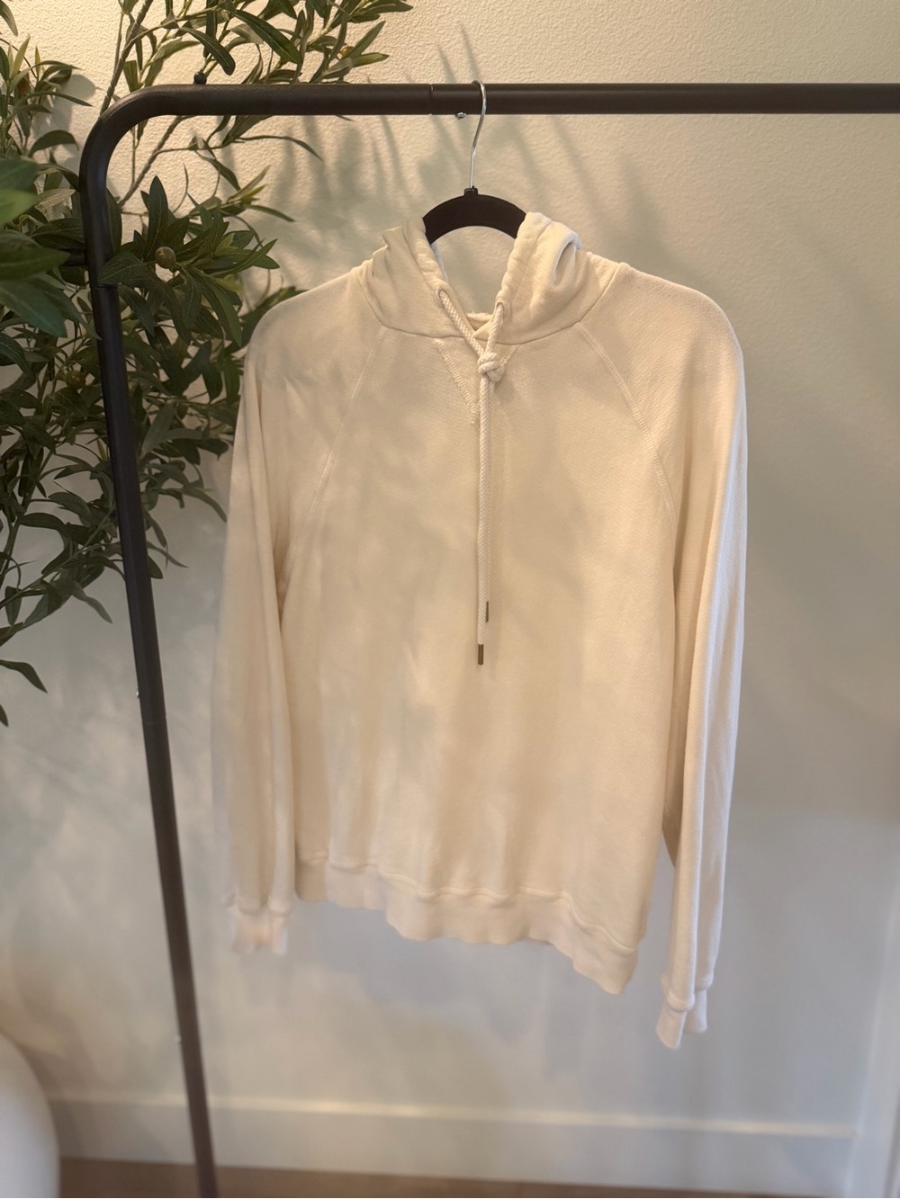 THE GREAT. Cream Hooded Pullover Sweatshirt - Picture 4 of 4